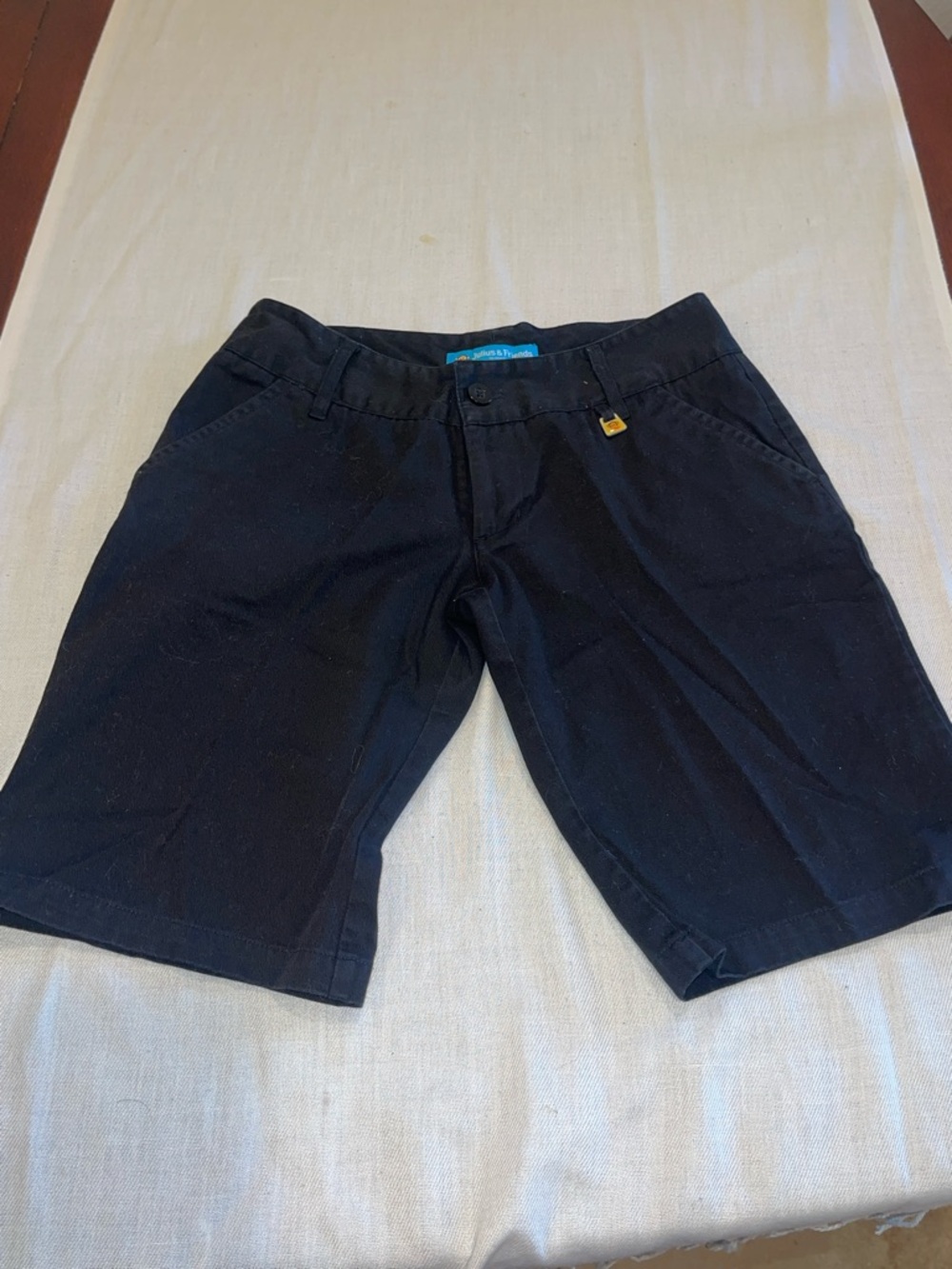 1304105 Paul Frank Julius & Friends black Bermuda shorts SZ 26